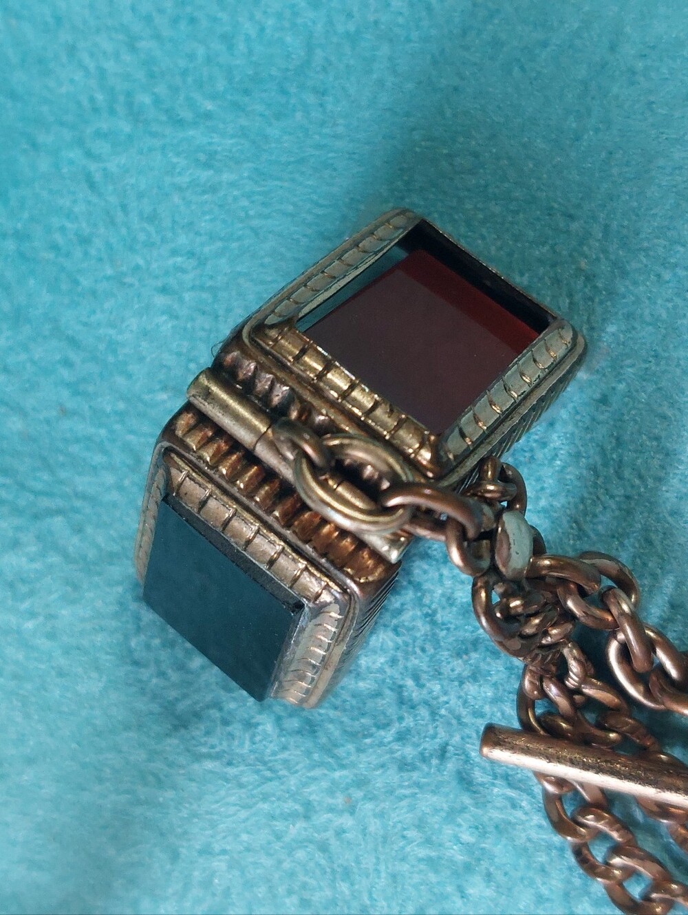 Victorian Diamond-Cut Curb Chain, Double Sided Fob w/T-Bar, Gold-filled, Unisex - Picture 5 of 15